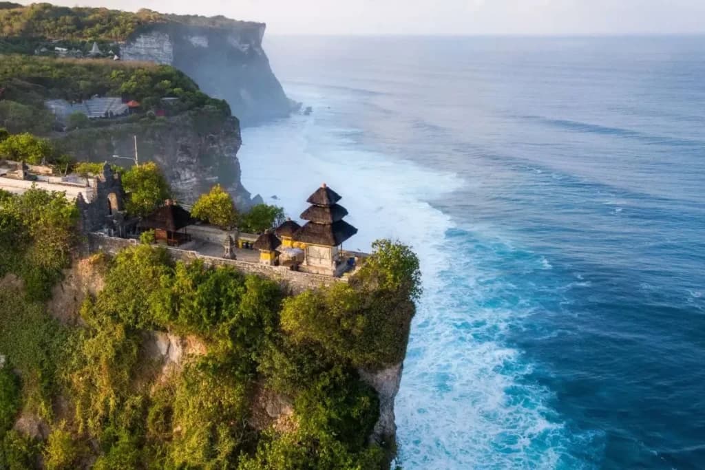 Ubud dan Uluwatu, Bali
