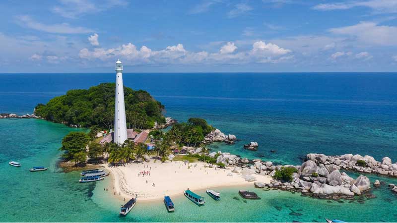 Pantai Tanjung Tinggi, Belitung