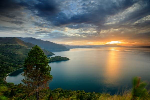 Danau Toba dan Pulau Samosir